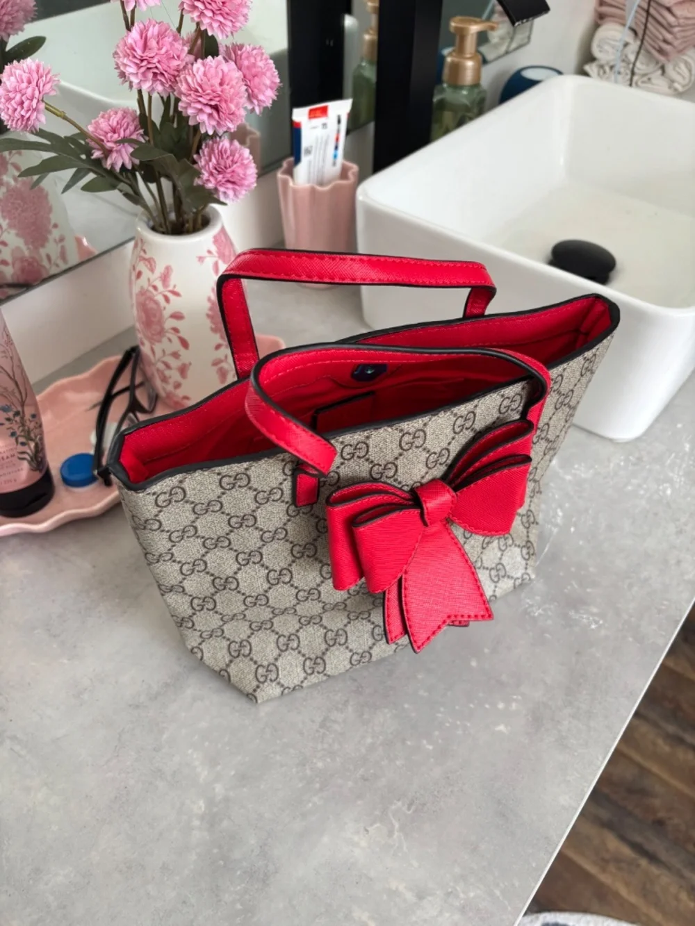 Gucci GG Supreme Monogram Bow Kids Tote Bag Red